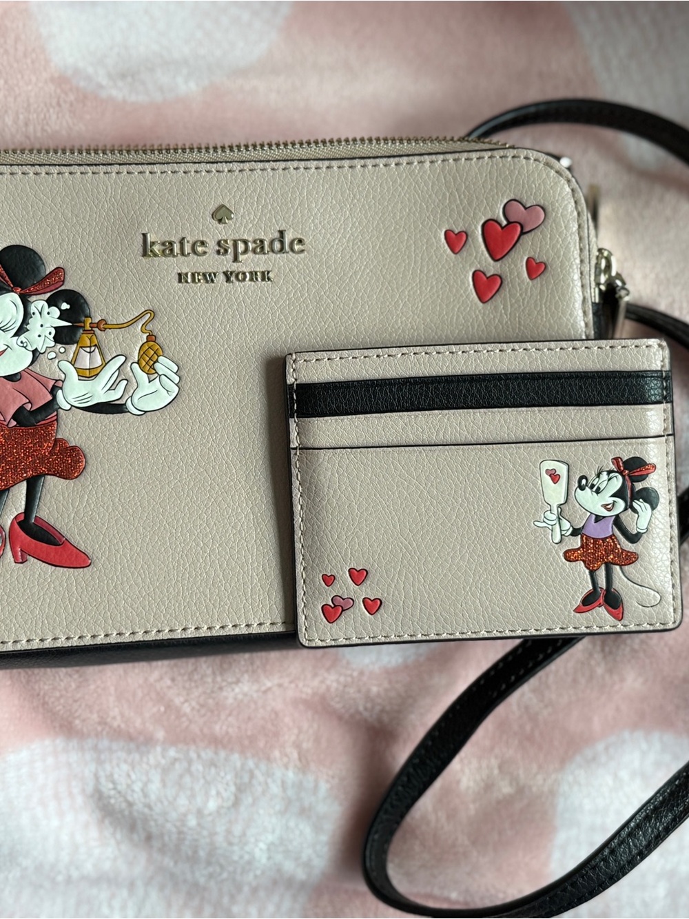 kate spade Beige Minnie Mouse Leather Crossbody with Cardholder NWOT - Picture 2 of 11